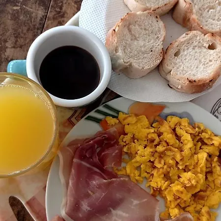 Napul'e Bed and Breakfast